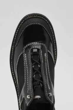 Skor|Our Legacy Cyber Derby Black Cracked Patent Leather