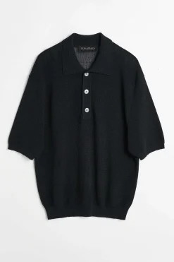 Stickat|Our Legacy Traditionell Polo Shadow Black Crispy Cotton